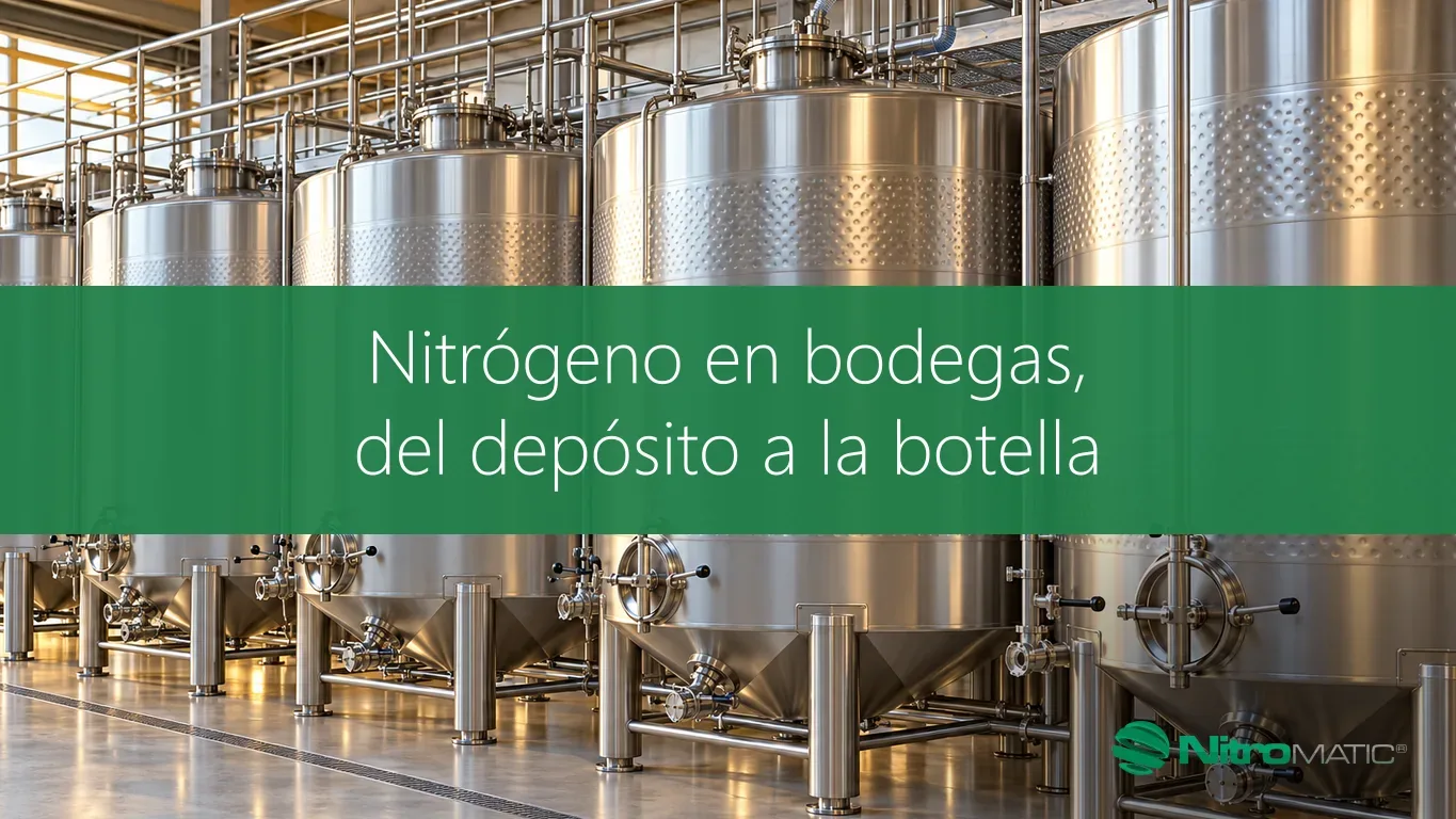 Depósitos de vino de acero inoxidable en una bodega moderna